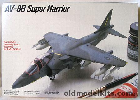 Testors 1/72 AV-8B Super Harrier, 688 plastic model kit